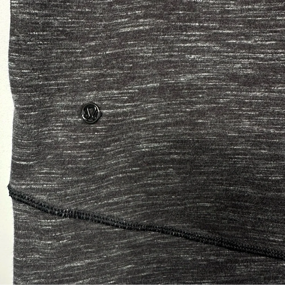 lululemon athletica Heathered Gray Women's Pull Over Sweater Size 8 - Picture 5 of 8